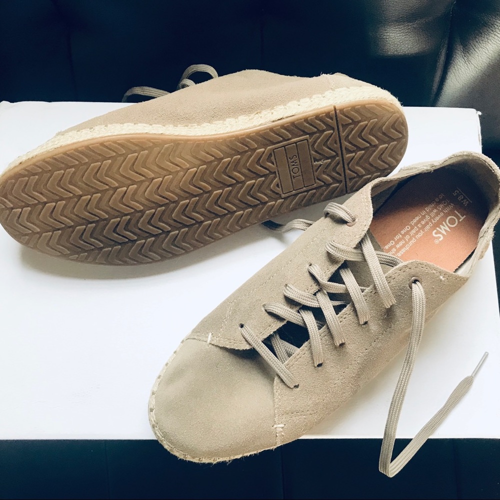 Toms gray shoes sizeW8.5